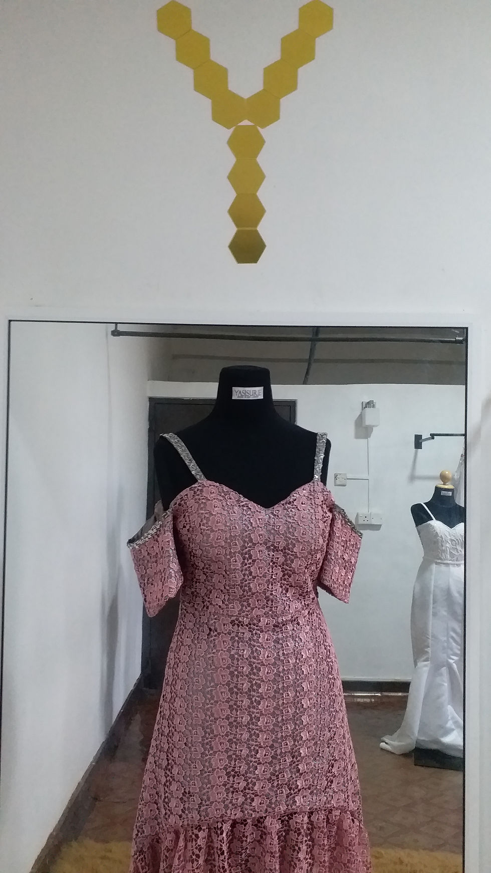 الصورة المصغرة: Guipure lace summer beach dress