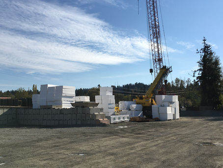 What are those huge white blocks being used on the Sammamish River bridge?