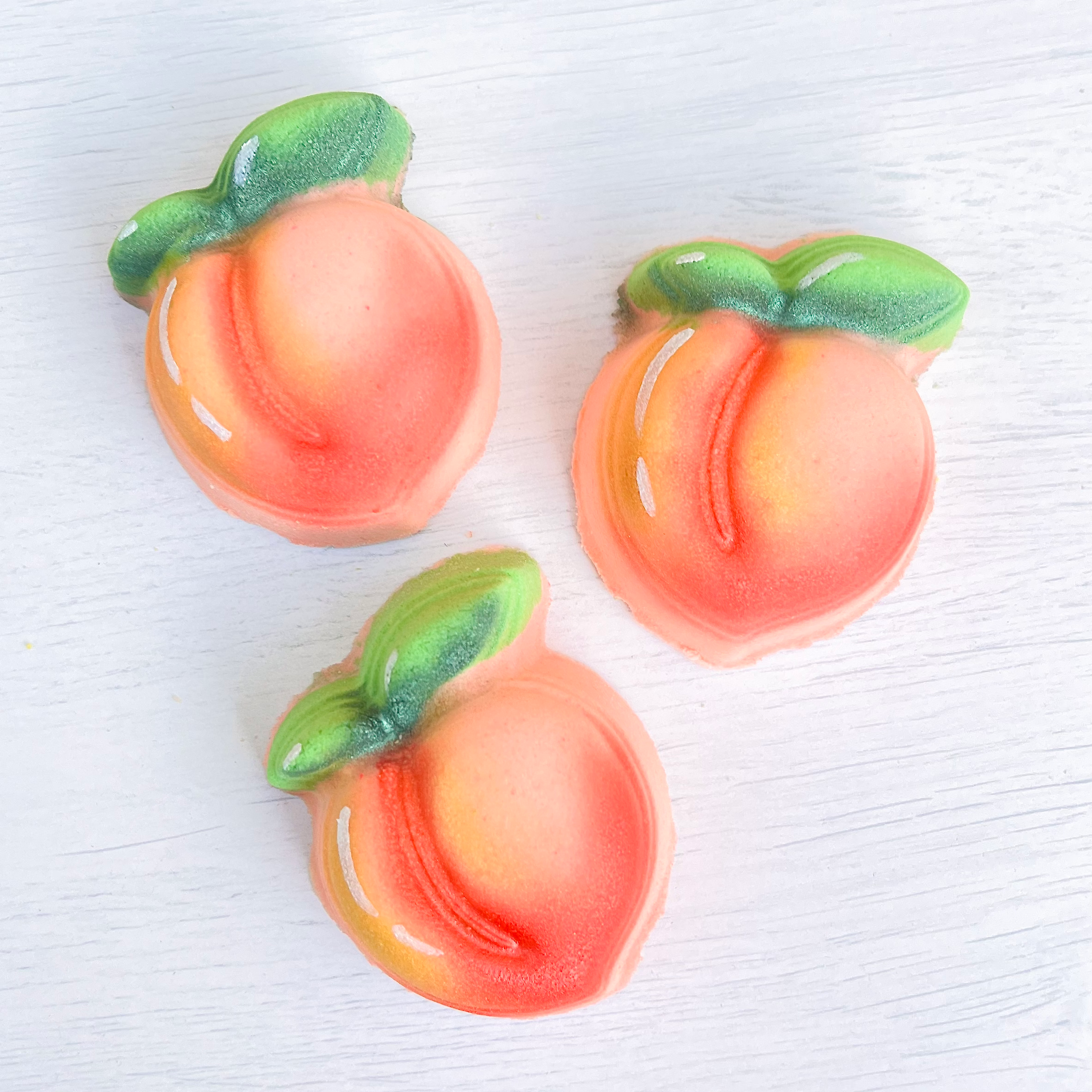 Set of 3 Peach Shaped Bath Bomb