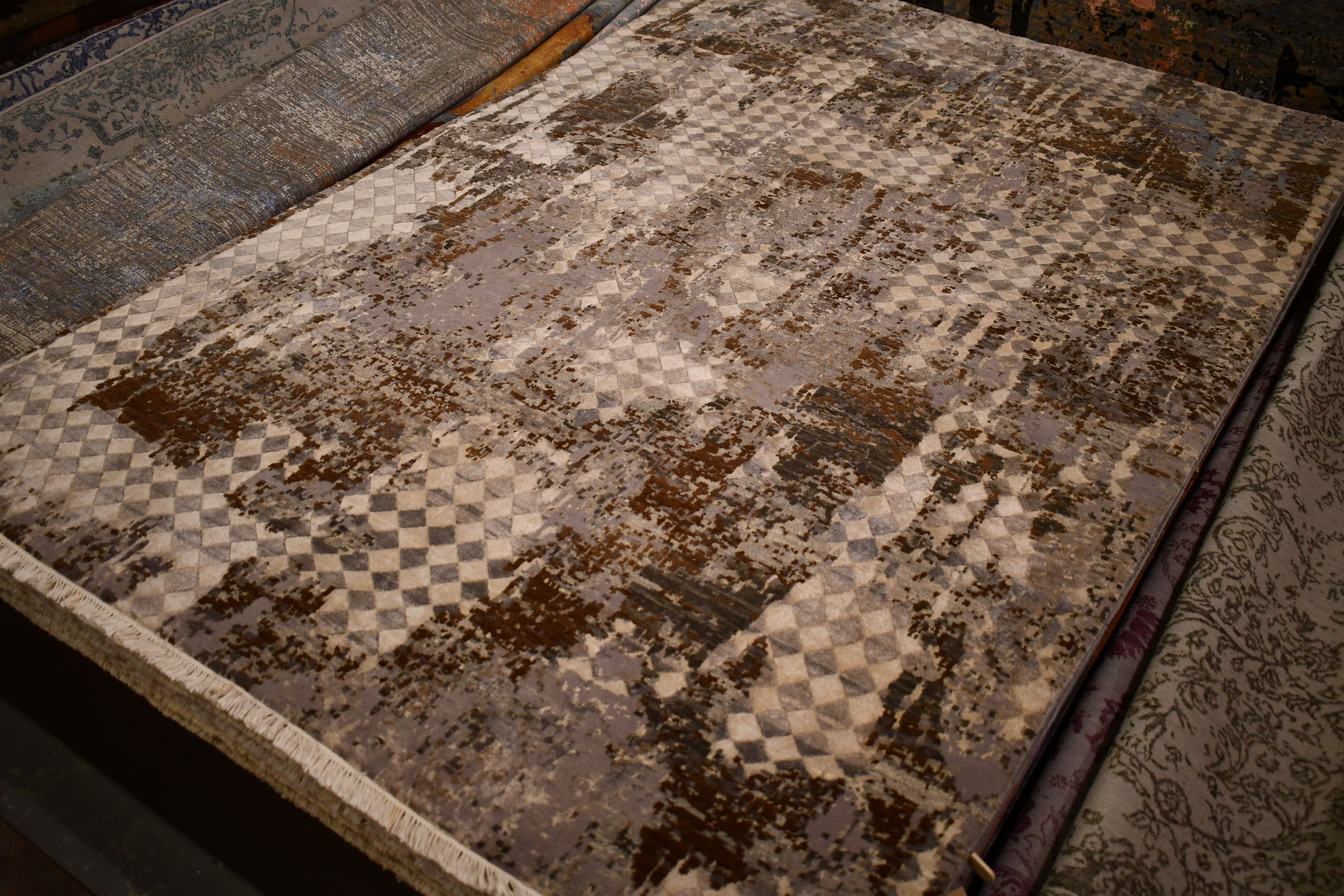 6'1" x 9'2" Handmade in India - 8407-41