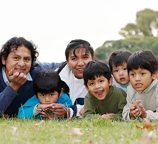 depositphotos_6179270-stock-photo-happy-latin-family-in-the.jpg