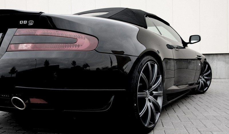 aston_martin_db9_convertible_rental_5