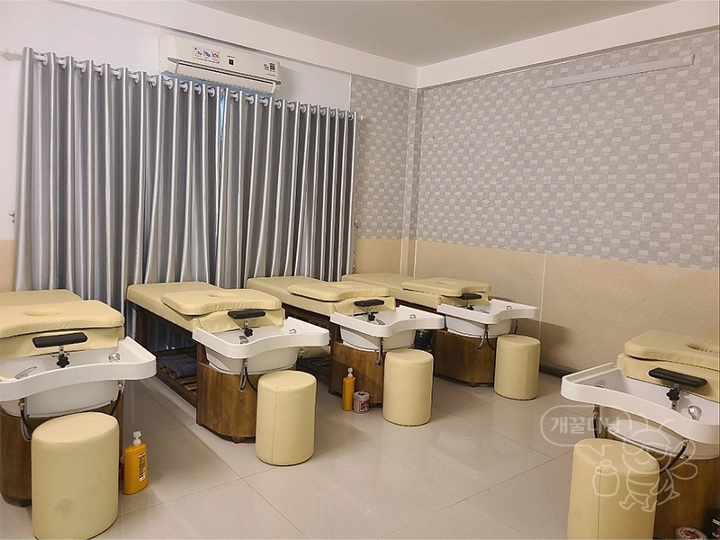 다낭 고향 이발관 샴푸 룸