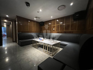 호치민 스카이 가라오케 룸 내부 3