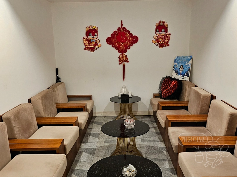 다낭 청룡열차 대기실