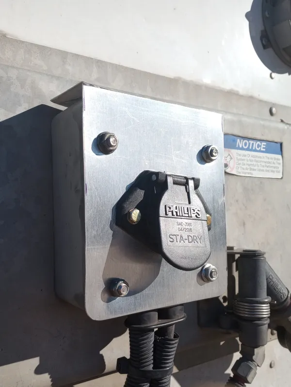 Truck air system component repair