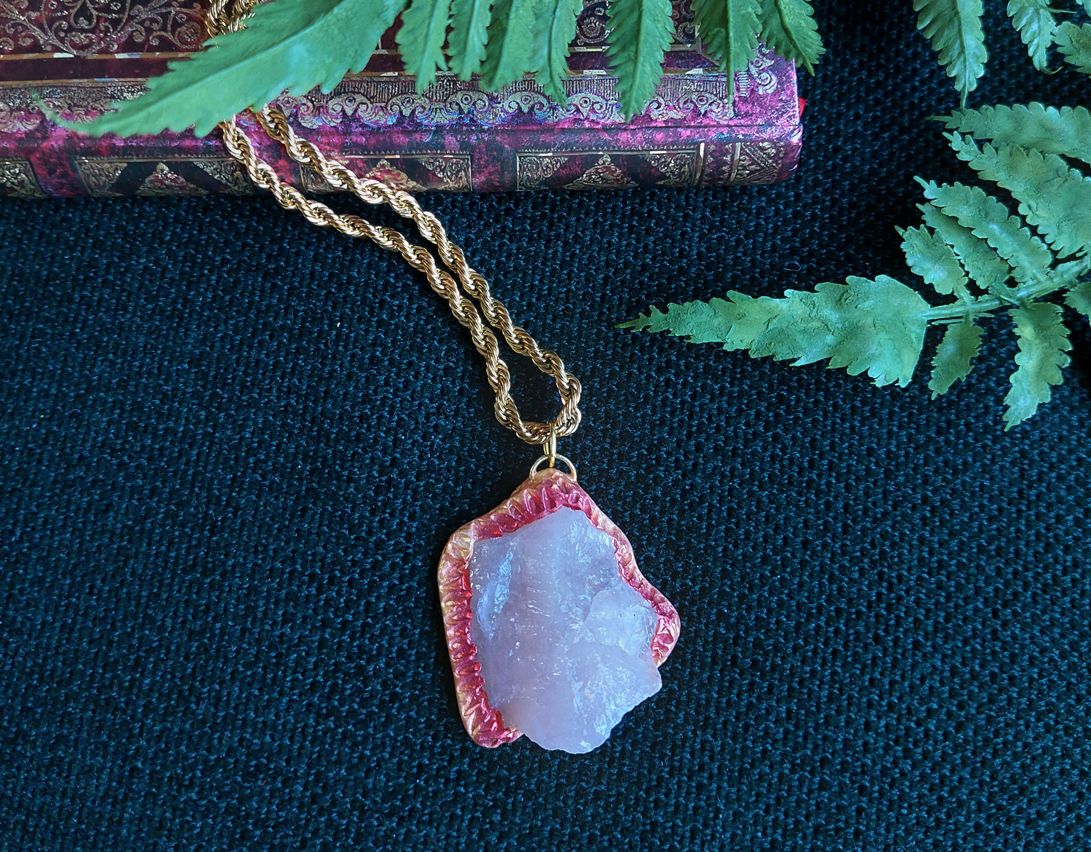 amulet 'gimli' * rosequartz * dwarves of erebor