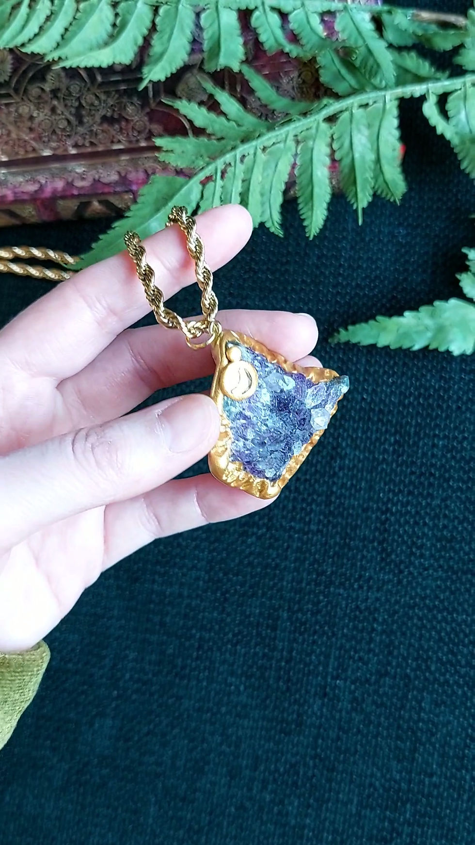 Thumbnail: amulet 'mîm' * amethyst * dwarves of erebor