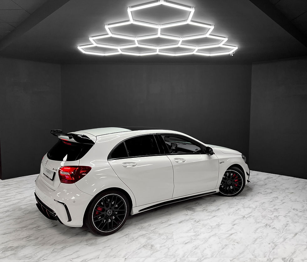 Miniature : Mercedes A45 AMG