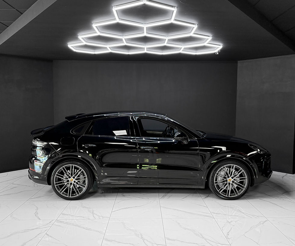 Miniature : Porsche Cayenne Coupé Turbo