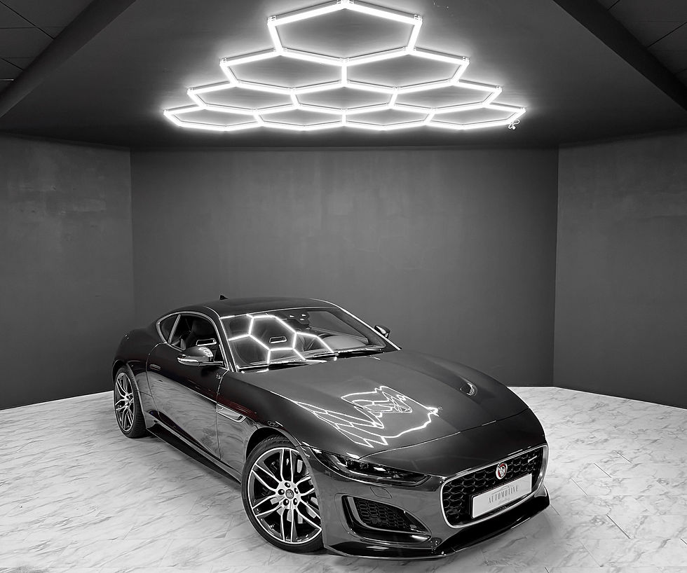 Miniature : Jaguar F-Type P450 AWD R-Dynamic