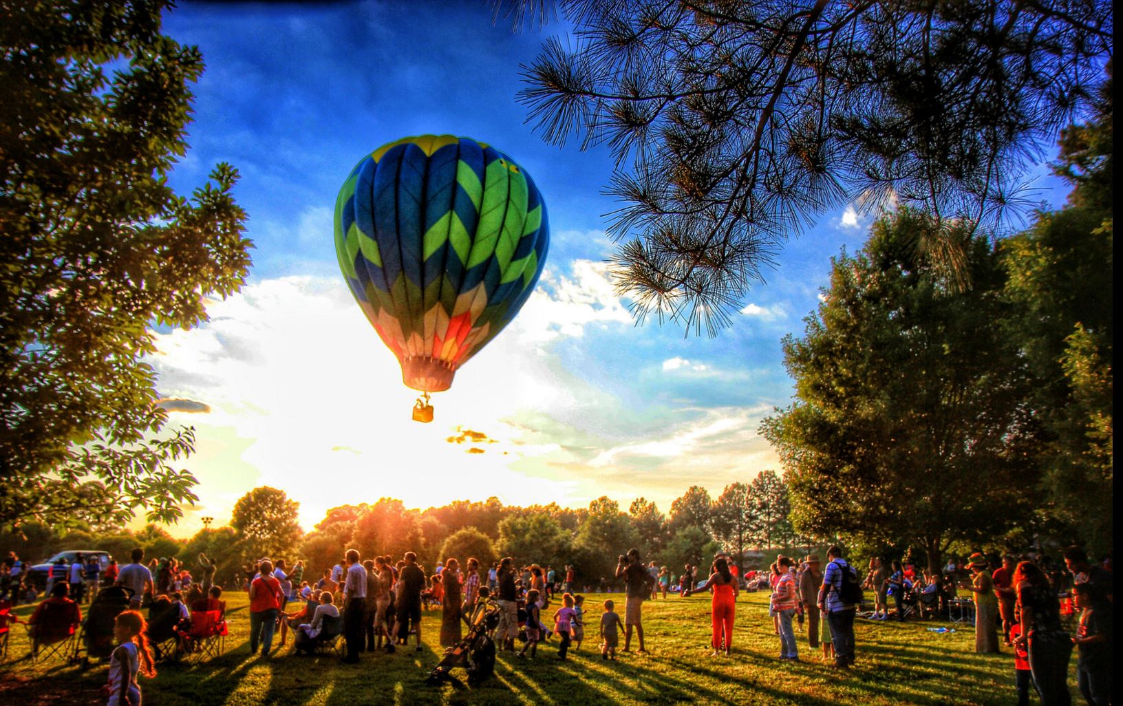 Воздушный шар с корзиной. Сказочные воздушные шары. Воздушный полет краснодар. Воздушный полет краснодар. Полет на воздушном шаре краснодар.