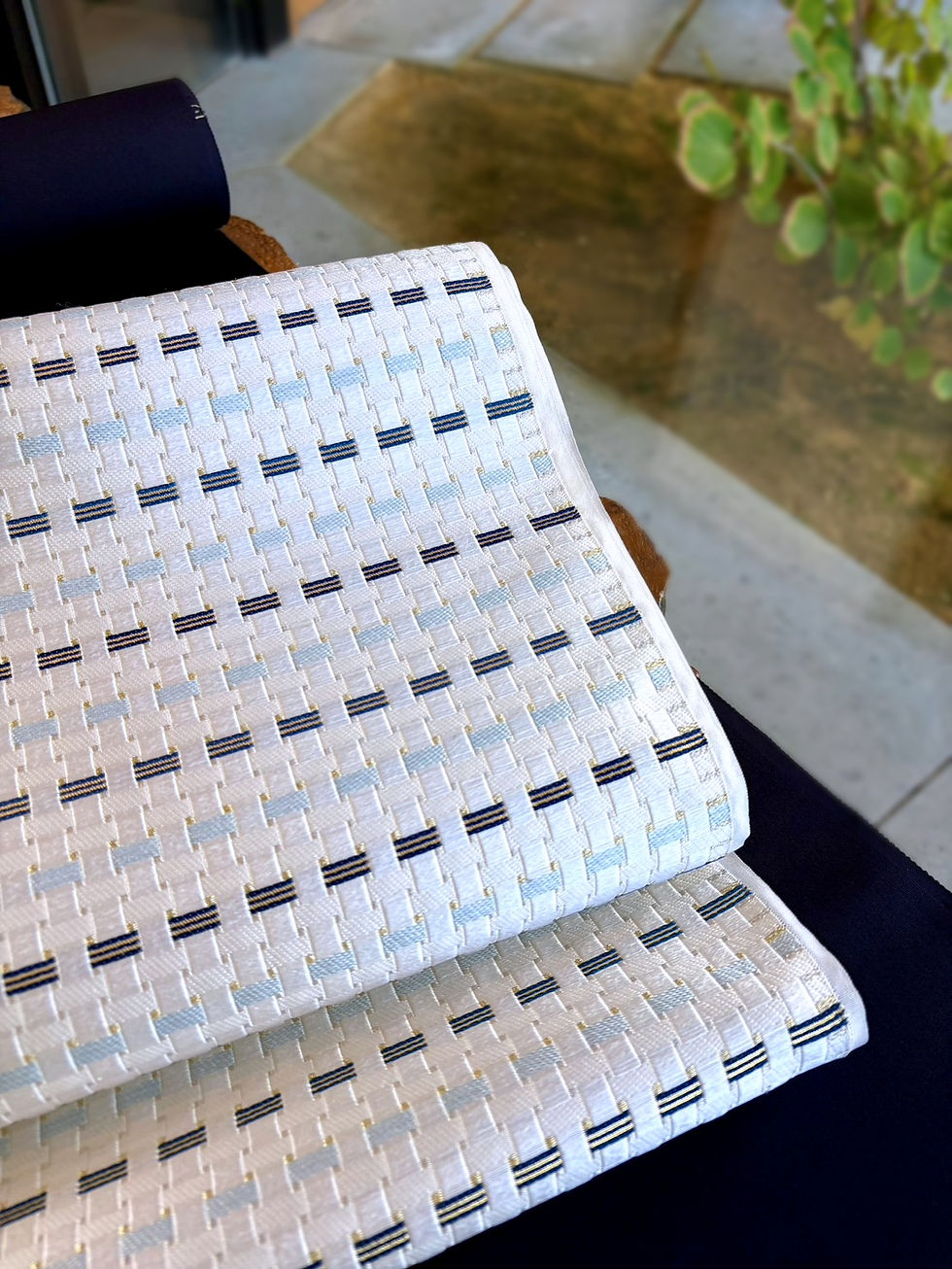 サムネイル： 純国産糸　阿波天然灰汁発酵建て藍染め　名古屋帯