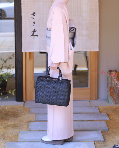 山葡萄　籠バッグ 純国産 山葡萄籠バック - 美を愉しむ 山葡萄バック 三本木工芸