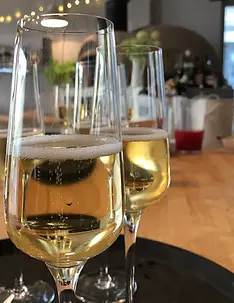 Wreath making wine.webp