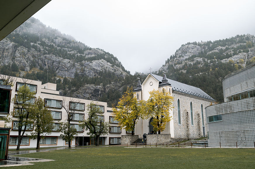 Benjamin y Nadia_Fotografia de Boda_Balneario de panticosa_Ceremonia_Dani y Paula_25.jpg