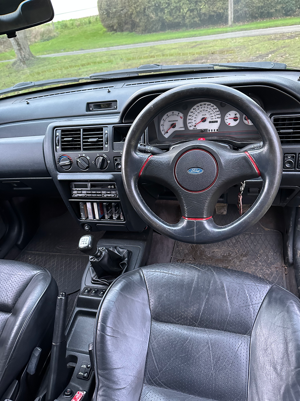 Thumbnail: 1992 Ford Escort XR3i Cabriolet (MK5)