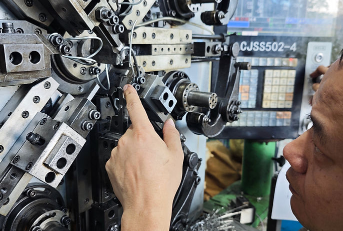 jialun engineer Machine Setup & Production 1 .jpg