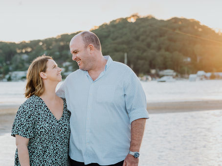 Preparing for a family sunset beach shoot | Arabella Futcher Photography