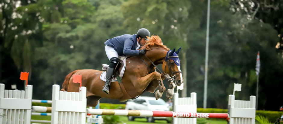 "É impossível falar do meu cavalo Azrael", destaca Zé Reynoso, agora tri do GP Best Jump