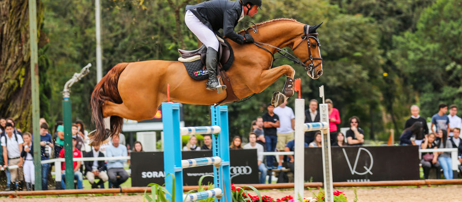 José Roberto Reynoso Filho é hexa no CHSA