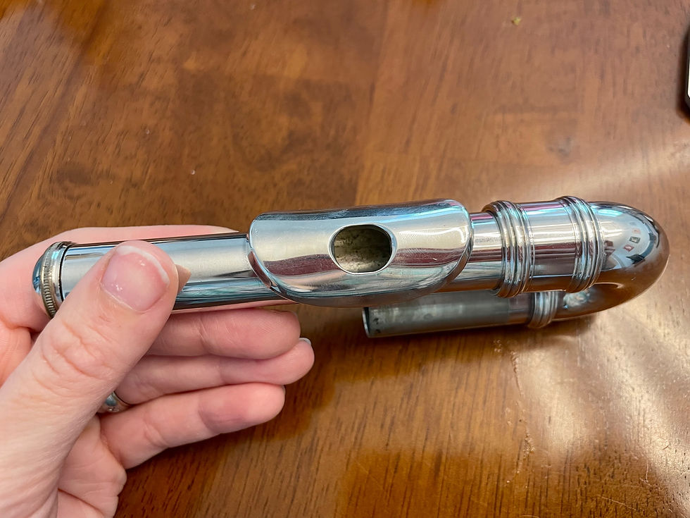 Thumbnail: Curved Headjoint for Flute