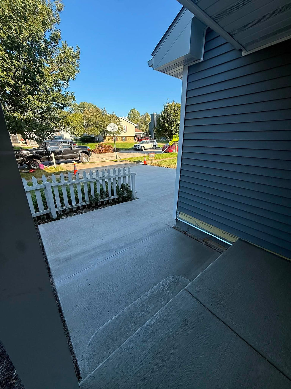 bloomington il concrete porch.jpg