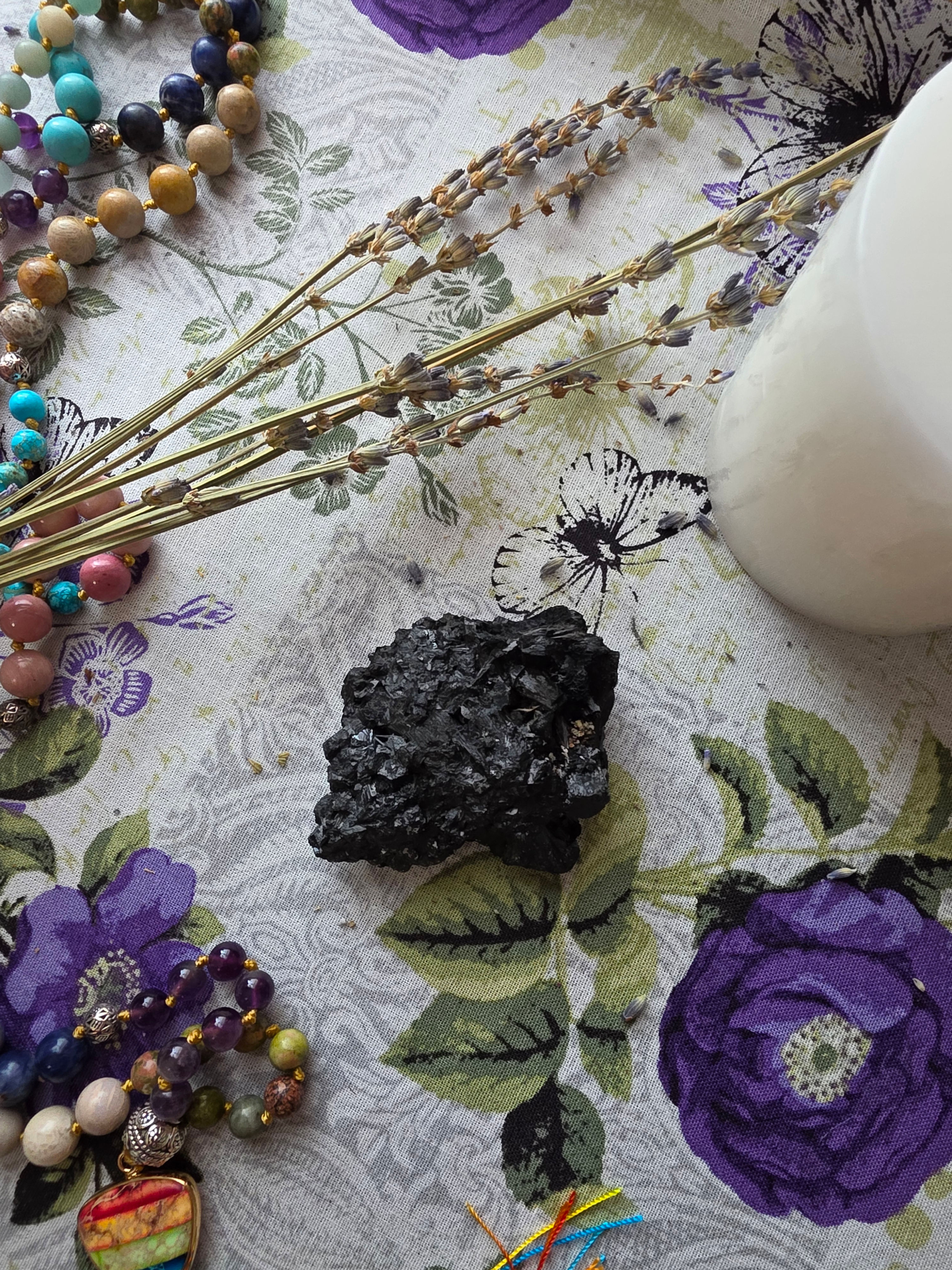 🖤 Black Tourmaline Raw Stone