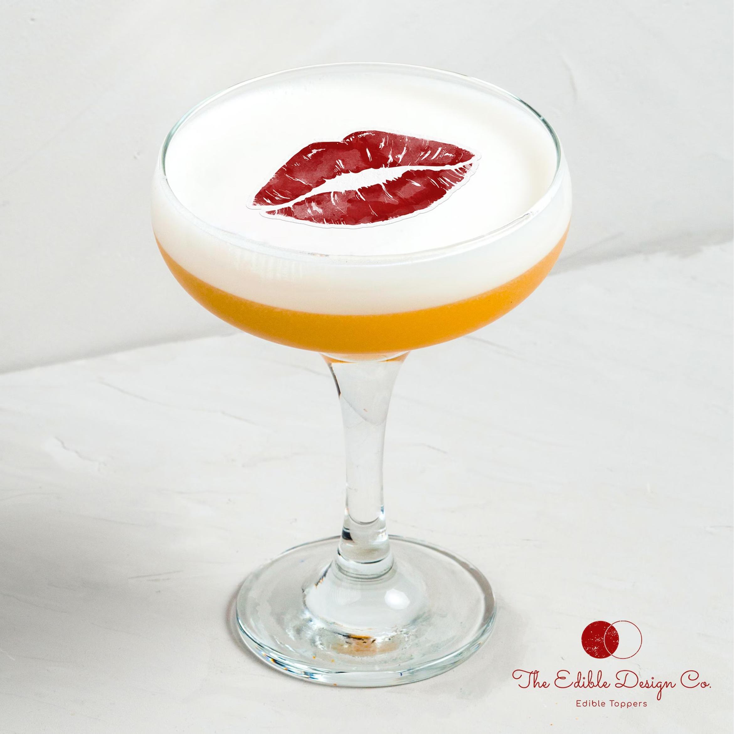 CUT-OUT Red Lips Drink Garnish