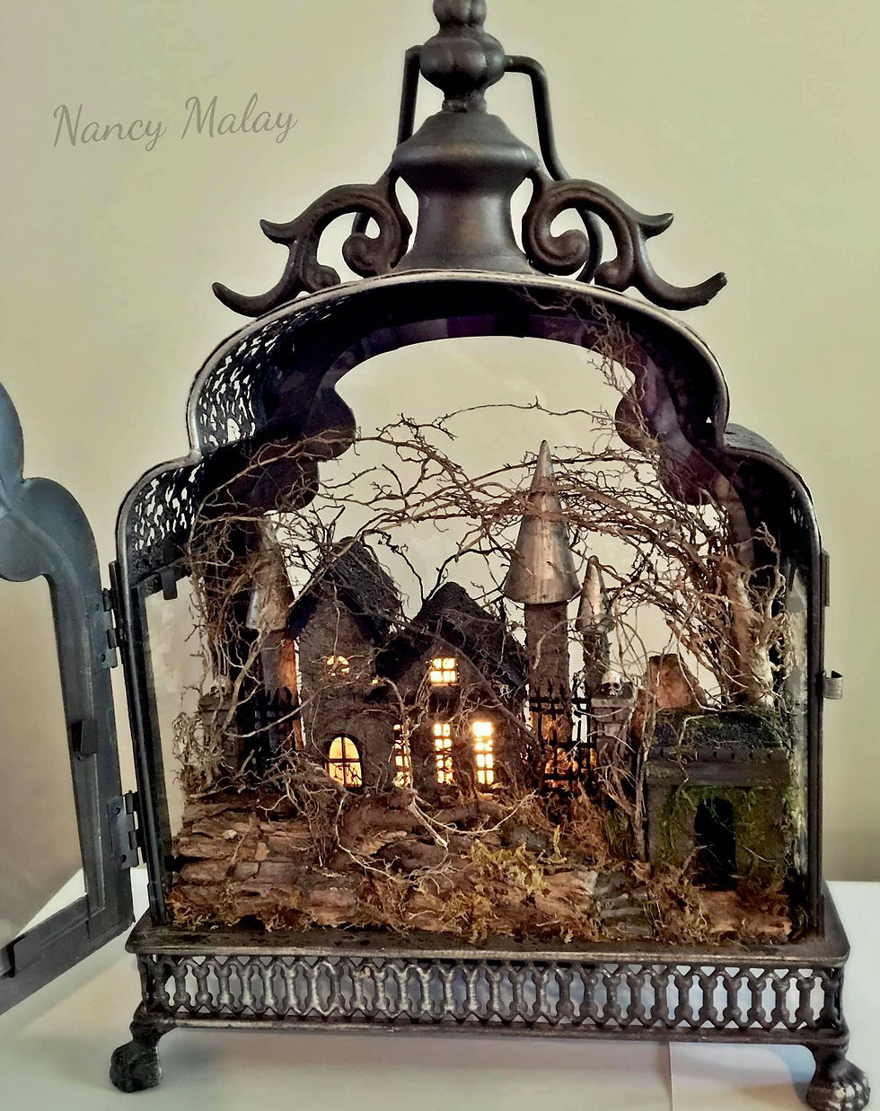 Thumbnail: The Haunted Castle