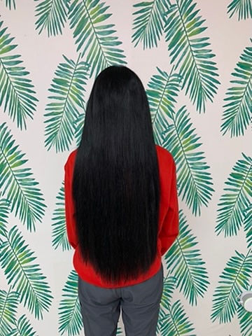 Long black hair, just extensions Miami