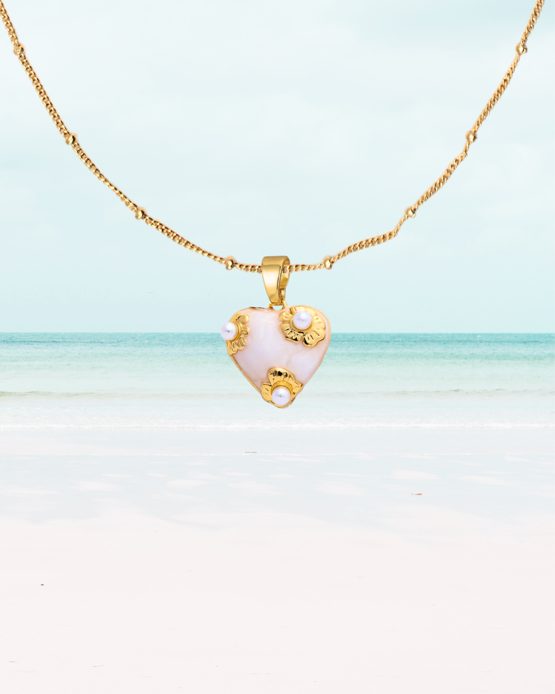 White Pearl Bloom Necklace
