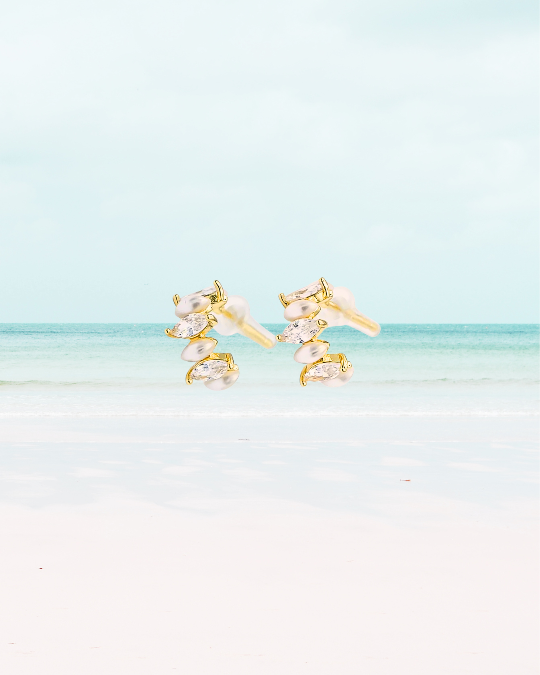 Gold Pearl Icing Studs