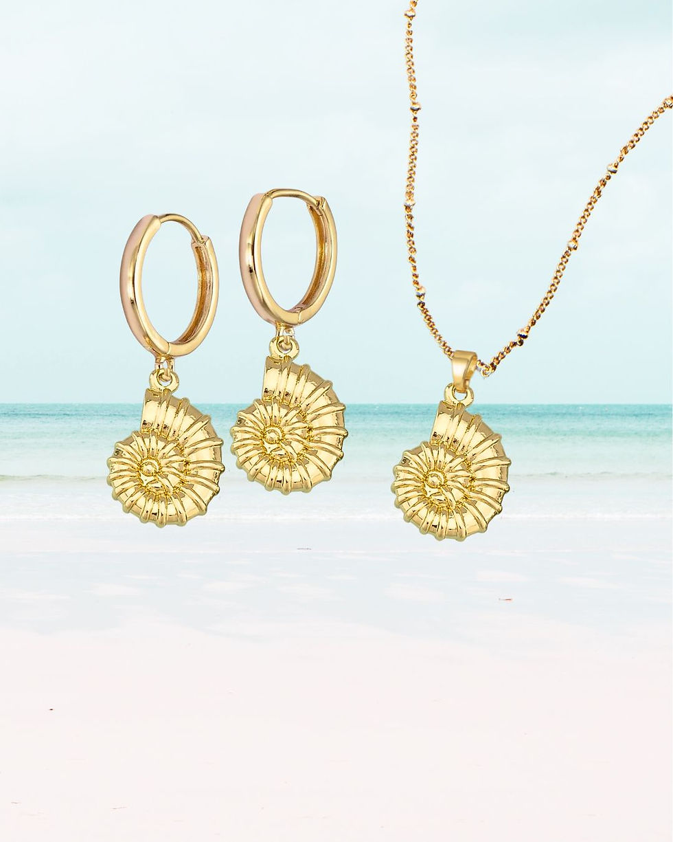 Thumbnail: Gold Isla Shell Set