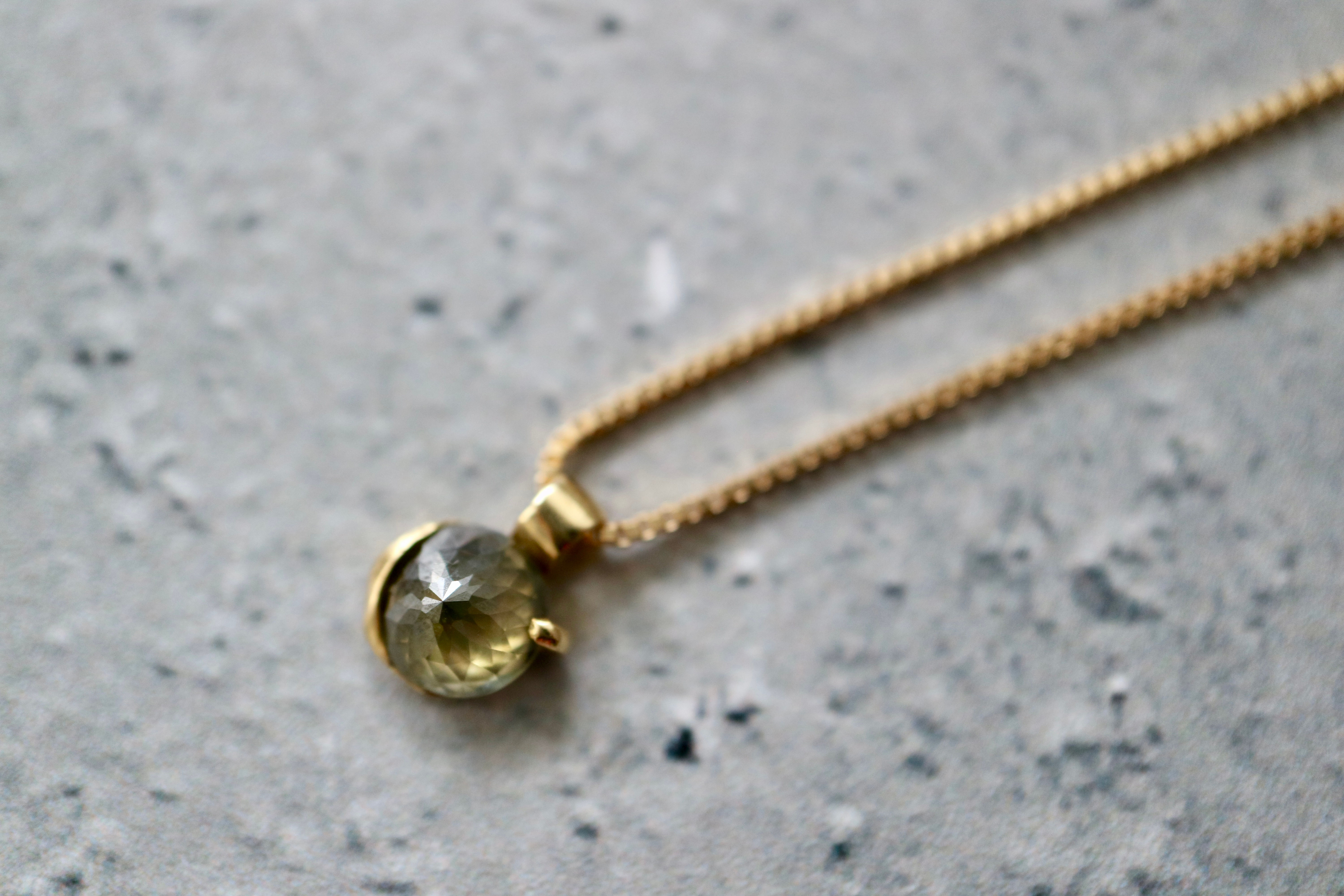 Diamond Necklace (Round) Melted metal Collection