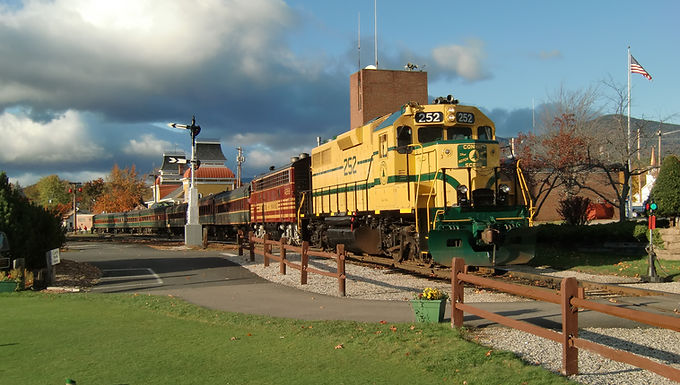 Conway Scenic EMD GP38 no. 252b