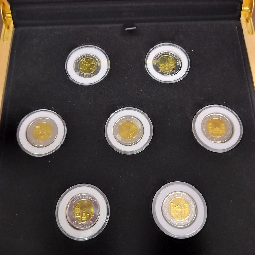 Miniatura: Juego completo de  las 7 monedas conmemorativas de la JMJ 2019 en caja de madera