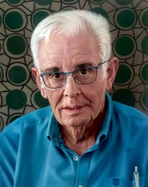 Portrait eines Mannes in einem blauen Hemd