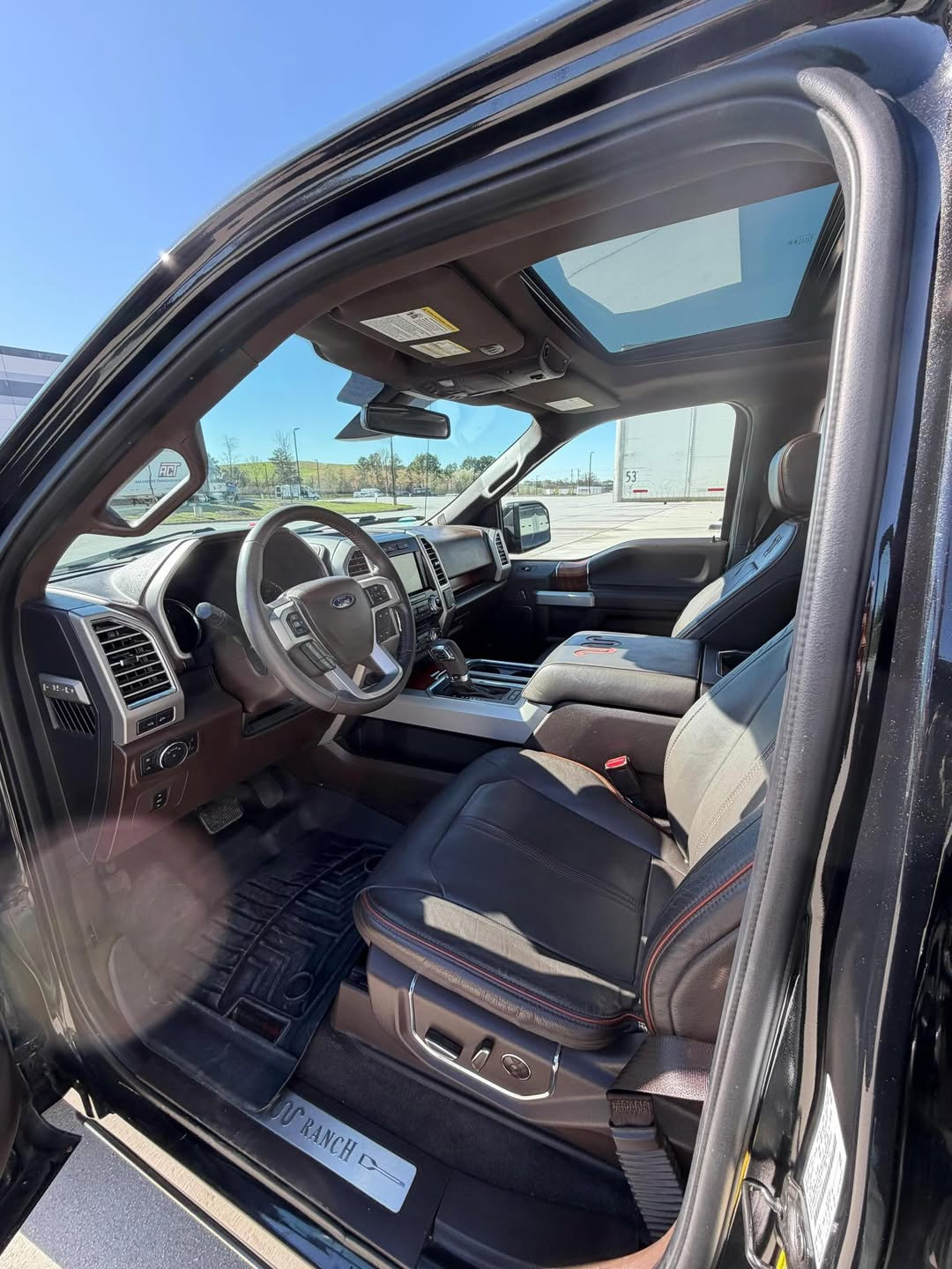 2015 Ford F-150 King Ranch - Photo 6