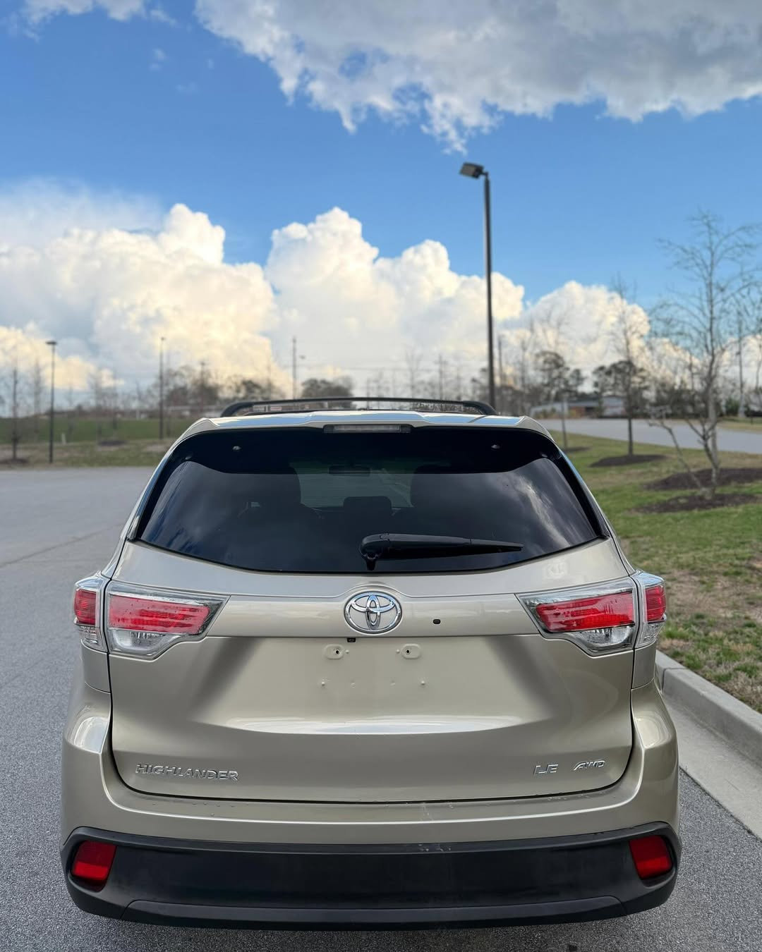 2016 Toyota Highlander LE Plus - Photo 5