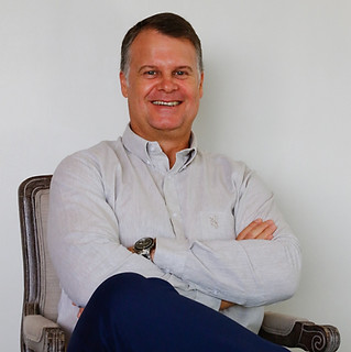 Attorney co-founder of the law firm Jonker Vorster Attorneys and also a Logo of a business that help property owners sell and market their property