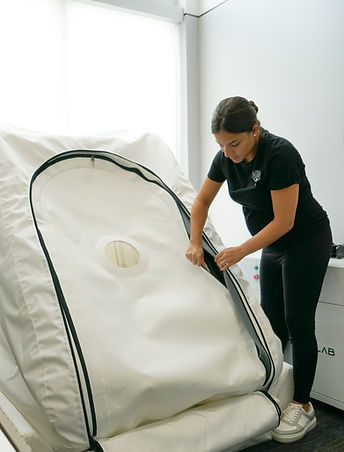 DSC02921 2_edited.jpg