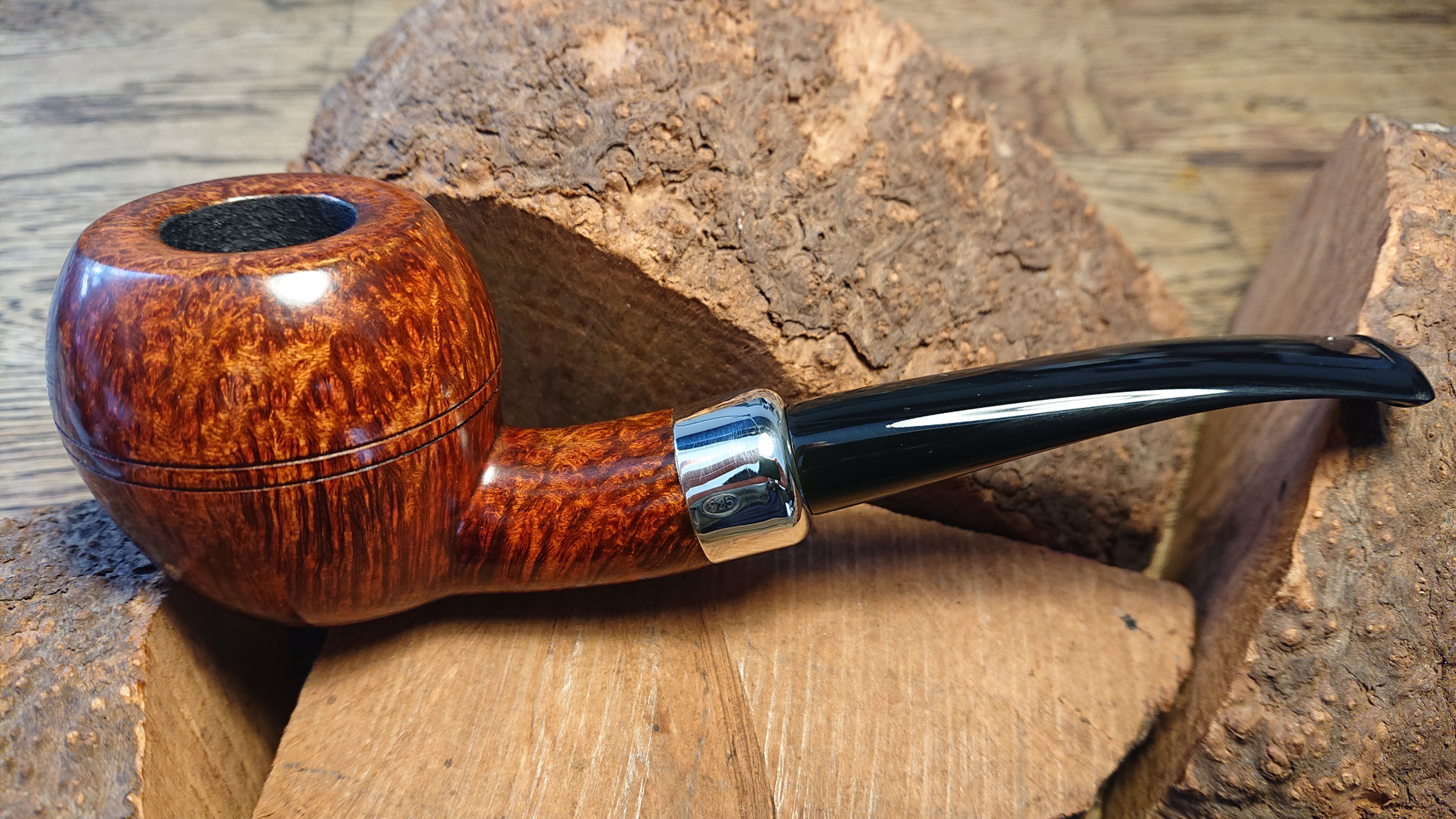 Quarter Bent Army Styled Rhodesian 9mm Briar Pipe w. 925 Sterling Band