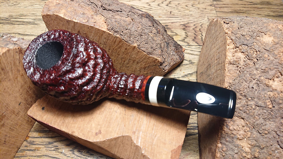 Thumbnail: Chubby Assymetric Apple 9mm Briar Pipe with Stag Horn Band