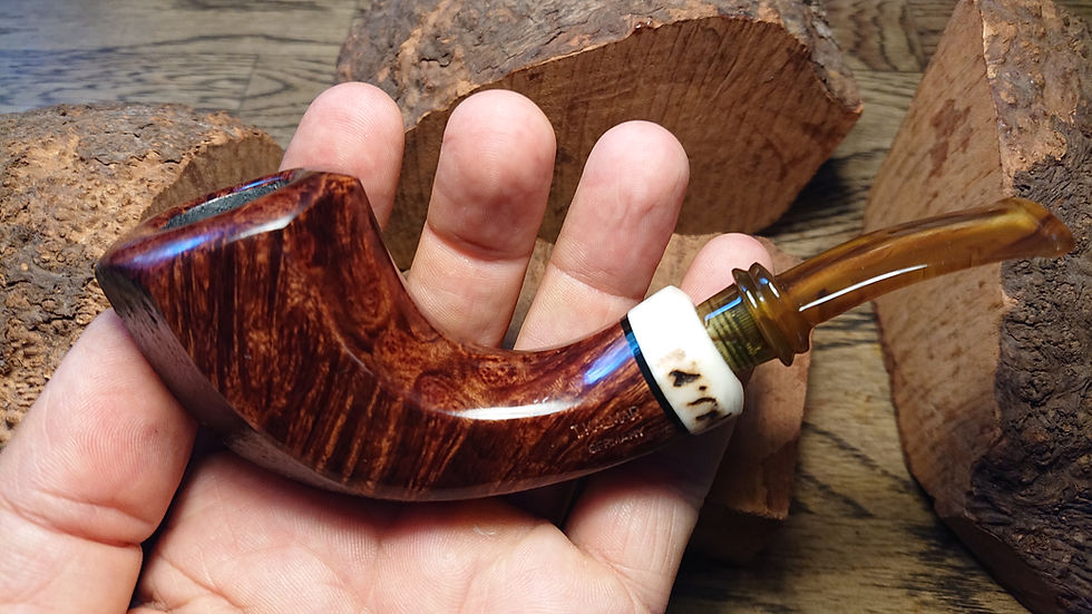 Thumbnail: Paneled Halfbent Horn 9mm Briar Pipe with Stag Horn Band