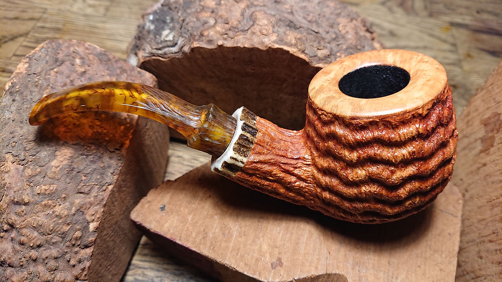 Thumbnail: Full Bent Egg 9mm Briar Pipe w. Stag Horn Band