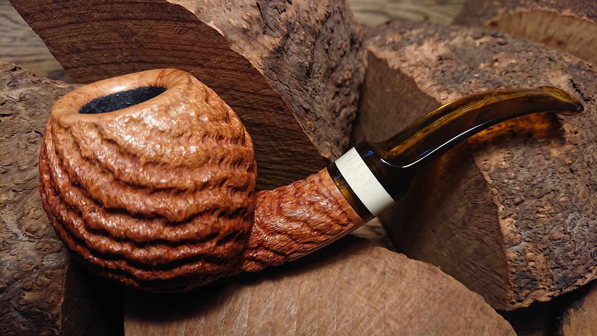 Assymetric Freehand Bent Apple 9mm Briar Pipe with Palmwood Band