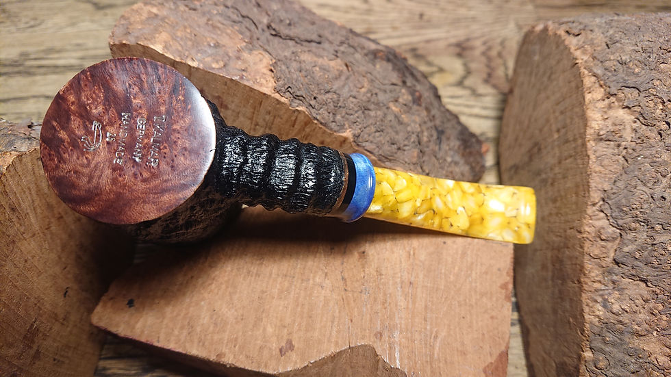 Thumbnail: Stand Up Poker 9mm Briar Pipe with Curly Birch Wood Band