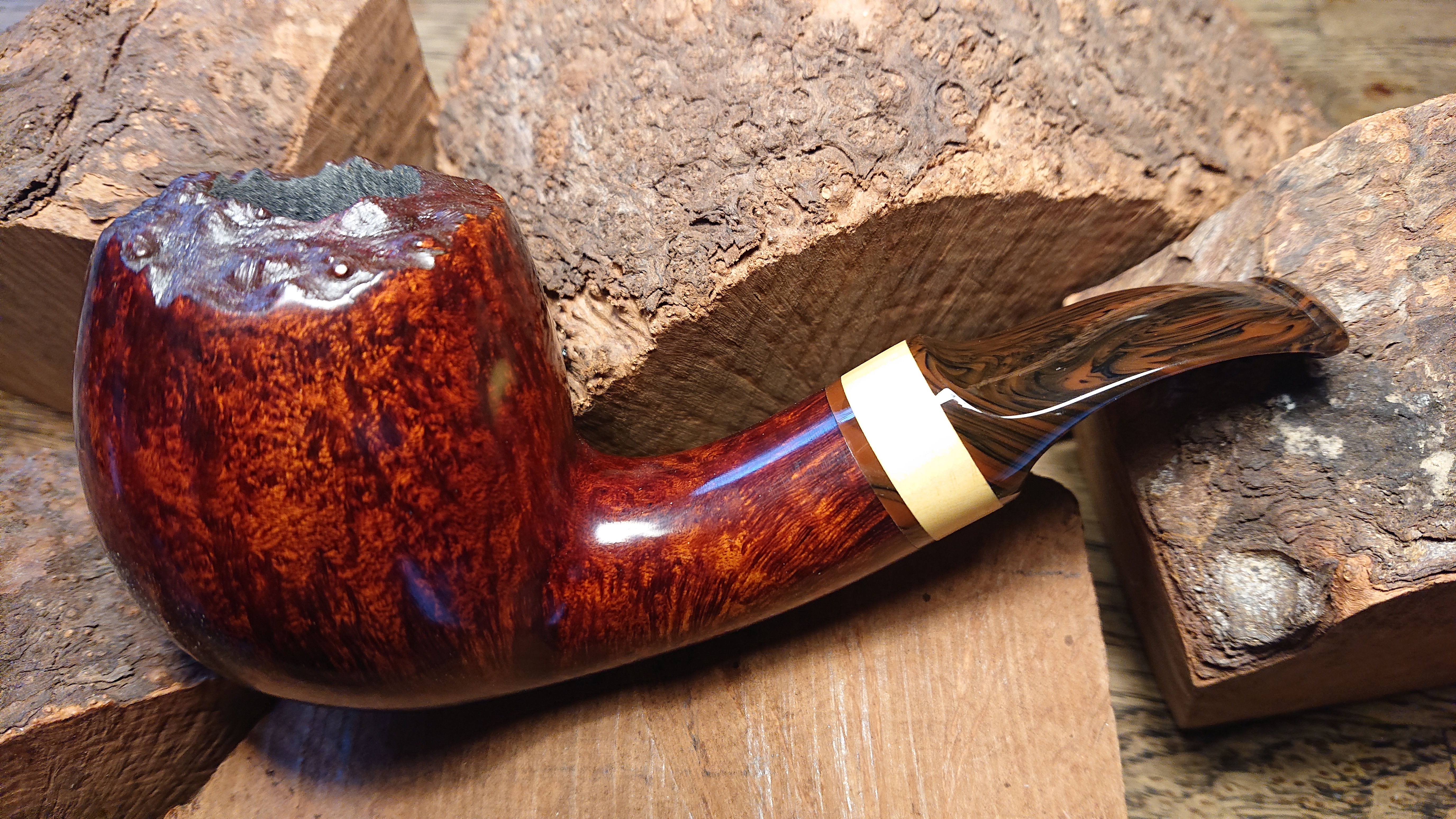 Halfbent Egg 9mm Briar Pipe with Boxwood Band