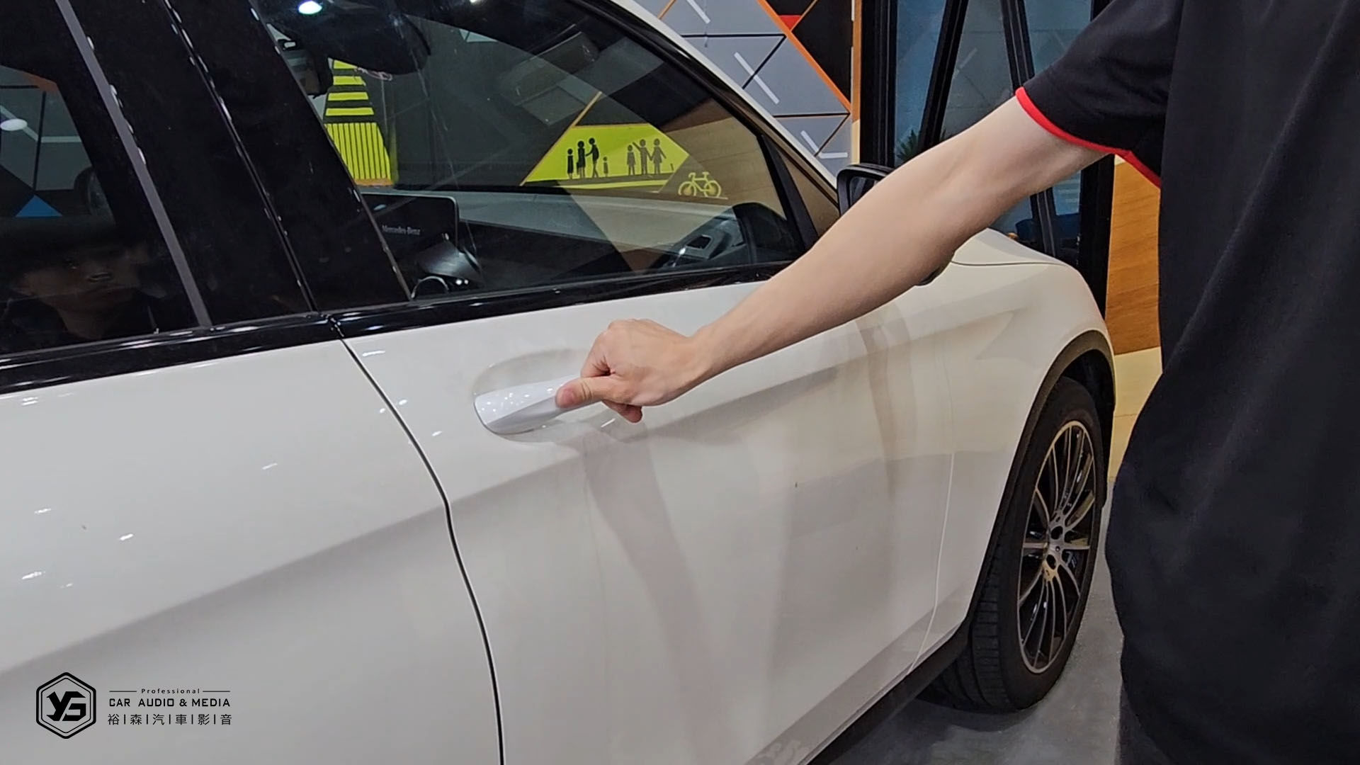 Benz GLC | 專用款四門免鑰匙/專用款一腳踢 | 裕森汽車影音